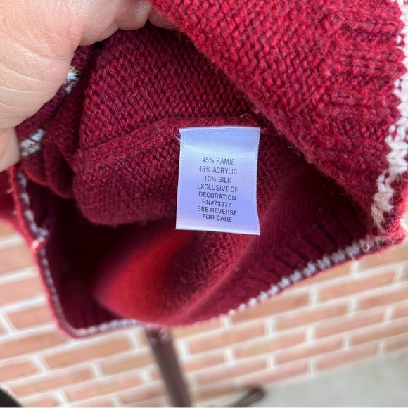 Cranberry red and white zip up cardigan sweater with birdhouses. Medium - Picture 7 of 10